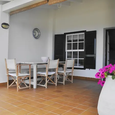 Ses Tanques 17 * Es Canutells